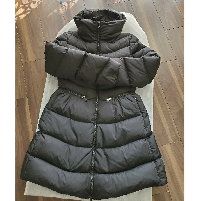 独特な店 MONCLER - ミリエロン 黒 MONCLER モンクレール MIRIELON