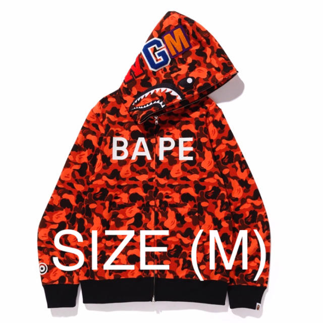 A BATHING APE(アベイシングエイプ)のBAPE XO CAMO SHARK FULL ZIP HOODIE エイプ メンズのトップス(パーカー)の商品写真