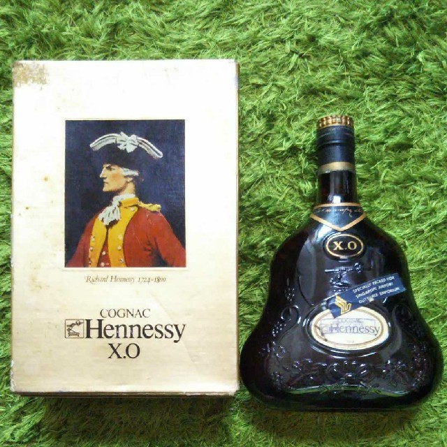 コニャック ヘネシーX.O 金キャップ 700ml ブランデー 古酒 【新品