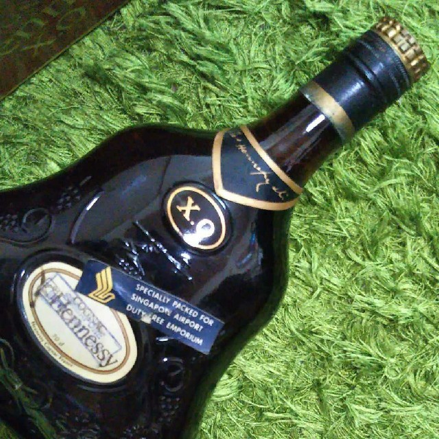 コニャック ヘネシーX.O 金キャップ 700ml ブランデー 古酒 コニャック ヘネシーX.O 金キャップ 700ml ブランデー 古酒