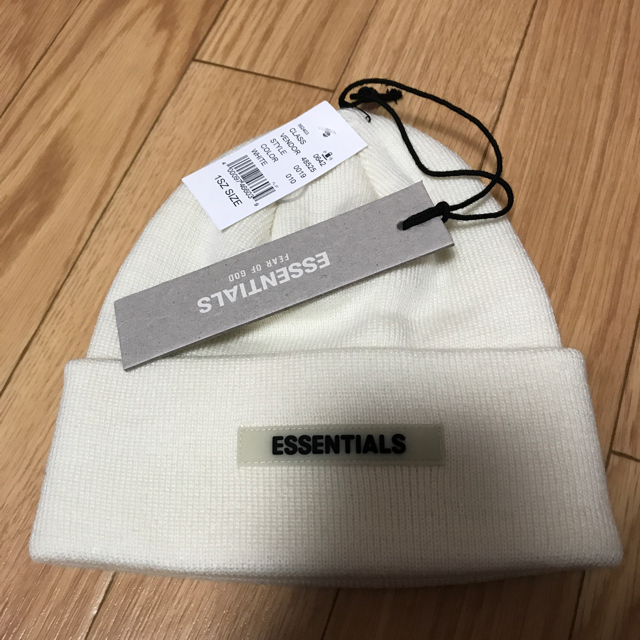 FEAR OF GOD(フィアオブゴッド)のfog essentials ビーニー エッセンシャルズ ニット キャップ 新品 メンズの帽子(ニット帽/ビーニー)の商品写真