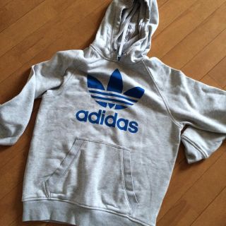 アディダス(adidas)のadidasパーカー ※HINAさん専用(パーカー)