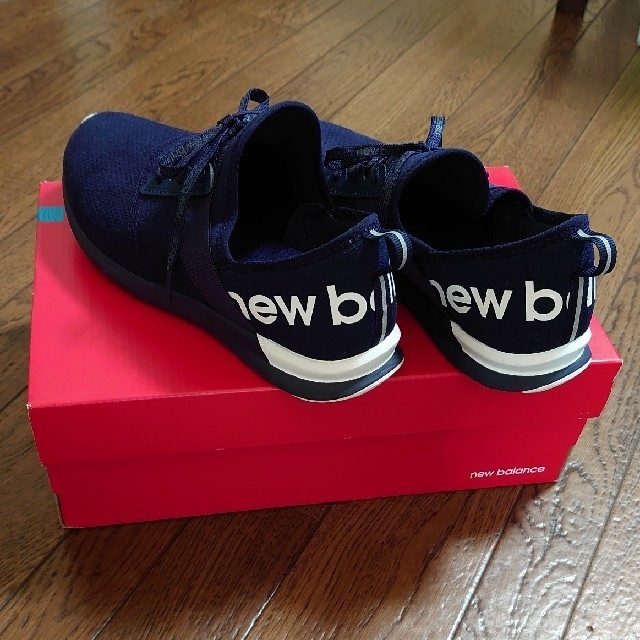 new balance スニーカー 24.5cm