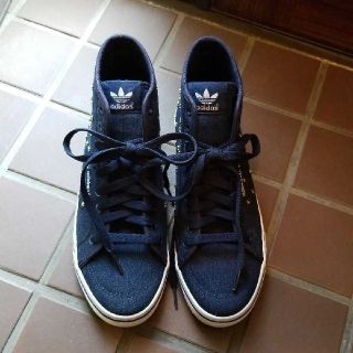 アディダス(adidas)のアディダススニーカー(スニーカー)