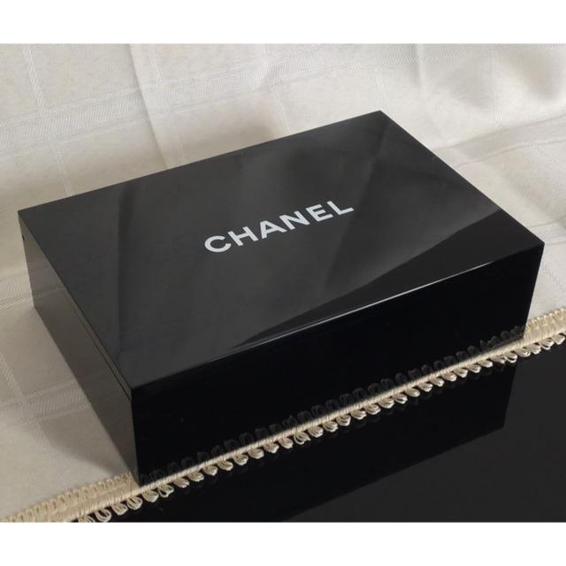 新品！！　CHANEL ジュエリーボックス　小物入れ | フリマアプリ ラクマ