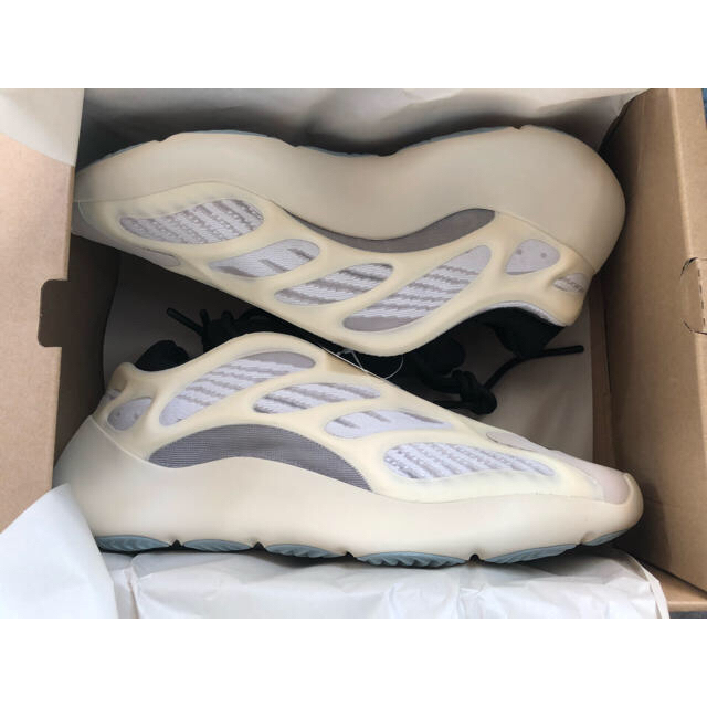 YEEZY 700 V3 AZAEL 27cm