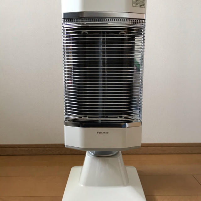 DAIKIN - 2009年製 ダイキン セラムヒートの通販 by にじいろ's DAIKIN - 2009年製 ダイキン セラムヒートの通販 by にじいろ's