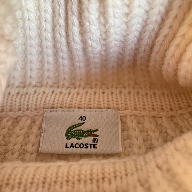 LACOSTE(ラコステ)のラコステセーター生成り白系　未使用　値下げ済み レディースのトップス(ニット/セーター)の商品写真