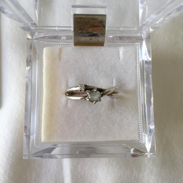 ブルームーンストーン シルバー指輪 レディースのアクセサリー(リング(指輪))の商品写真