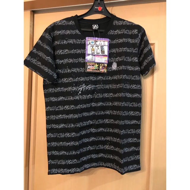 BANDAI(バンダイ)のジョジョの奇妙な冒険 オラオラボーダー Tシャツ メンズＭサイズ 送料無料 メンズのトップス(Tシャツ/カットソー(半袖/袖なし))の商品写真