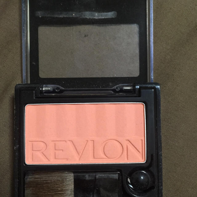 REVLON(レブロン)のレブロンチーク コスメ/美容のベースメイク/化粧品(フェイスカラー)の商品写真