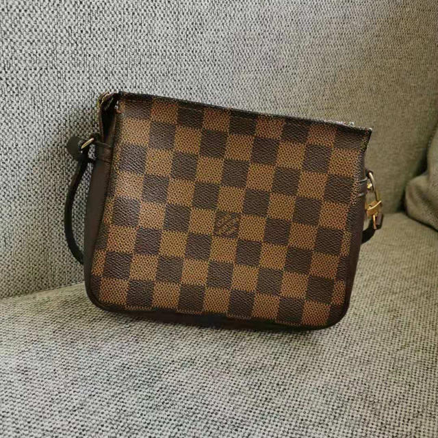 LOUIS VUITTON - 【良品】ルイヴィトン ダミエ トゥルース メイク
