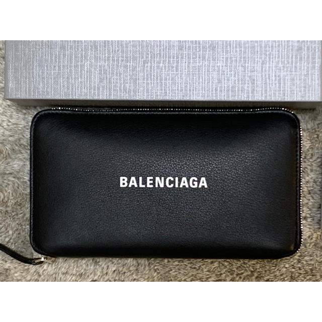 代引き不可】 Balenciaga エブリデイ 長財布 ラウンドファスナー
