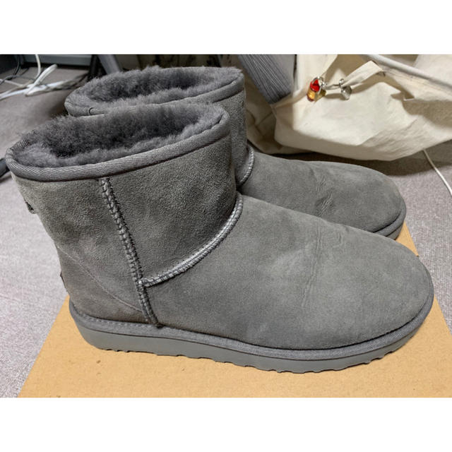 美品 アグ ugg グレー ムートンブーツ 撥水加工 クラシック ミニ2