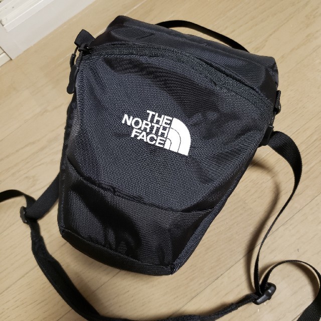 THE NORTH FACE(ザノースフェイス)のノースフェイス　カメラバッグ　northface メンズのバッグ(ショルダーバッグ)の商品写真