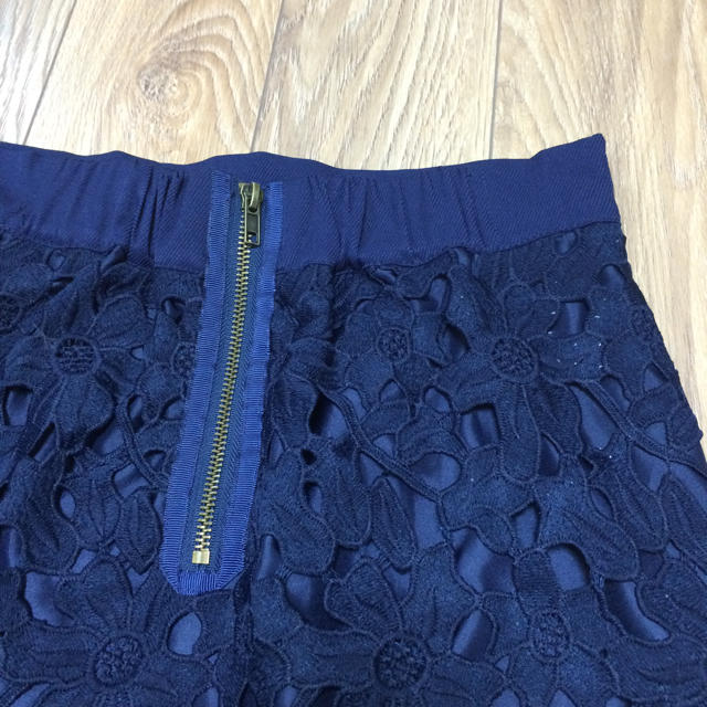 w closet(ダブルクローゼット)のレースタイトスカート レディースのスカート(ひざ丈スカート)の商品写真