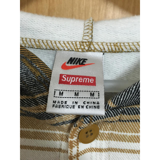 Supreme(シュプリーム)のSupreme×NIKE plaid hooded sweatshirt M メンズのトップス(パーカー)の商品写真