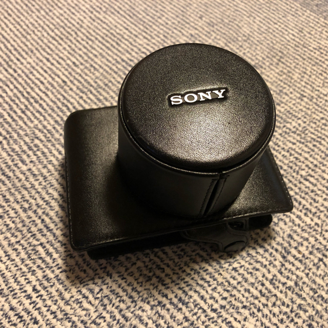 SONY(ソニー)の【ソニー SONY】　LCJ-RXB　本革製 RX1 RX1R ジャケット スマホ/家電/カメラのカメラ(ケース/バッグ)の商品写真