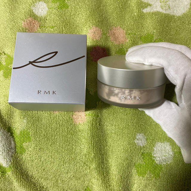 RMK(アールエムケー)の新品未使用　RMK フェイスパウダー コスメ/美容のベースメイク/化粧品(フェイスパウダー)の商品写真