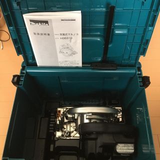 マキタ(Makita)のマキタ　充電丸のこ　HS631DZS 黒本体+ケース　鮫肌チップソー付(その他)