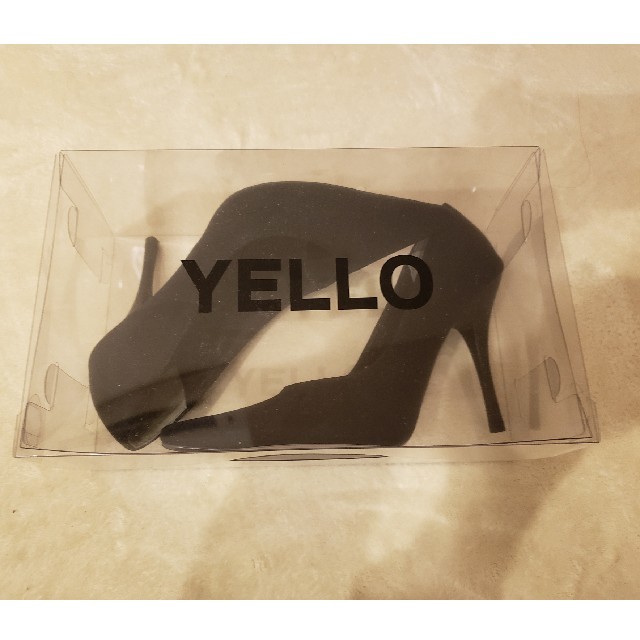 yellaw(イエロー)のyello　ブラックパンプス レディースの靴/シューズ(ハイヒール/パンプス)の商品写真