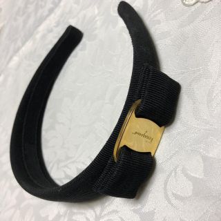 フェラガモ(Ferragamo)のフェラガモ　カチューシャ　黒(カチューシャ)