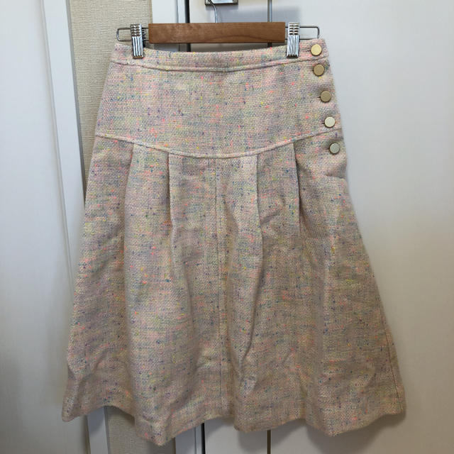 Lily Brown(リリーブラウン)の未使用 リリーブラウン ツィードミックスフレアスカート レディースのスカート(ひざ丈スカート)の商品写真