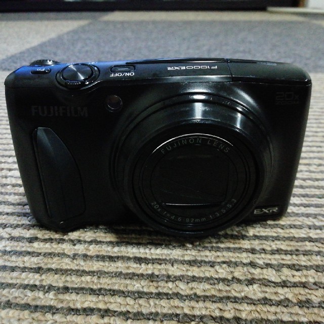 Finepix F1000EXRコンパクトデジタルカメラ