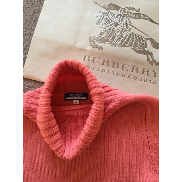 BURBERRY BLUE LABEL(バーバリーブルーレーベル)のバーバリーブルーレーベル タートルネック レディースのトップス(ニット/セーター)の商品写真