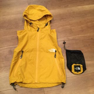 ザノースフェイス(THE NORTH FACE)の【def様専用】ザノースフェイス キッズフード付ジップベスト 収納袋付 (その他)