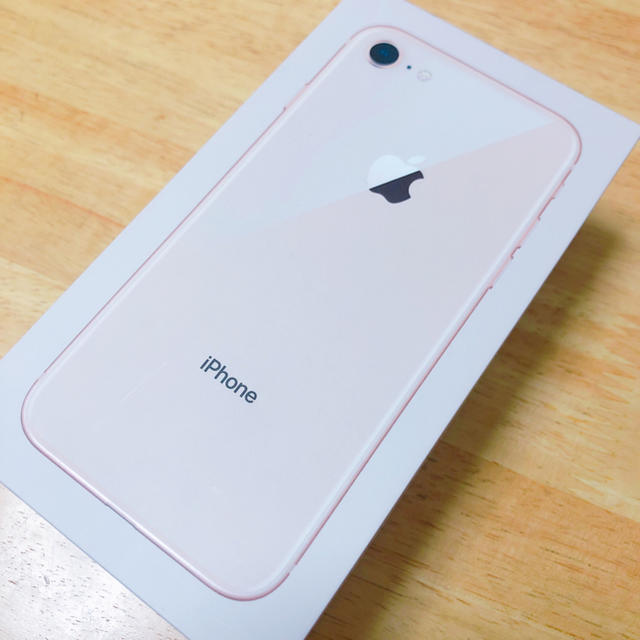 iPhone(アイフォーン)のiPhone8 本体 新品❁⃘ スマホ/家電/カメラのスマートフォン/携帯電話(スマートフォン本体)の商品写真