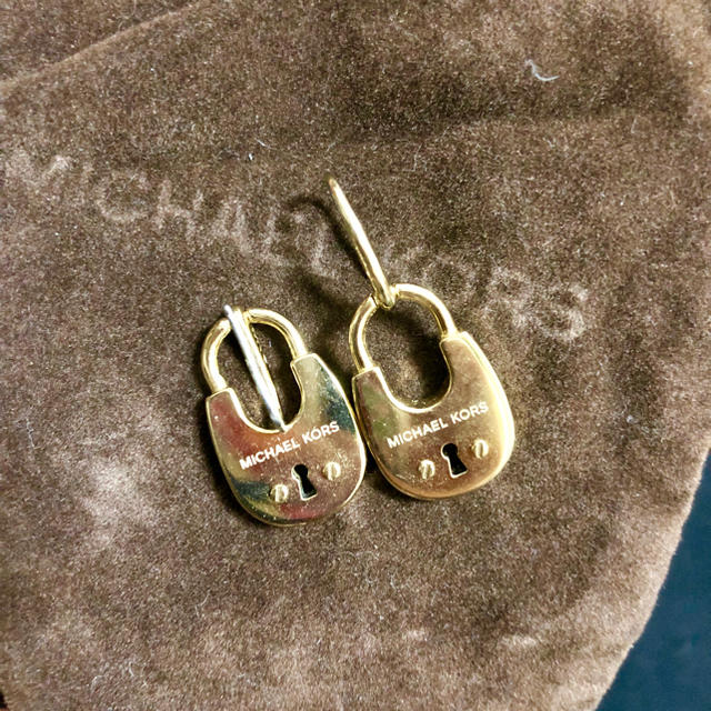 マイケルコースピアスMichael Kors 値下げ！