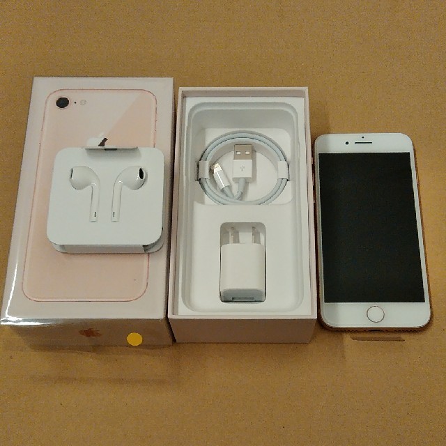 iPhone8  gold 64GB SIMフリー　2台セット