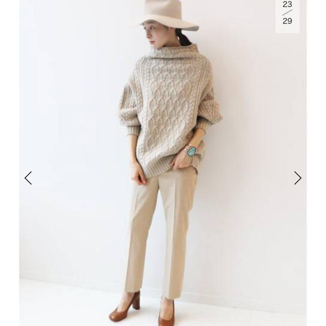 Plage(プラージュ)のplage plain スティックパンツ ベージュ34 レディースのパンツ(クロップドパンツ)の商品写真