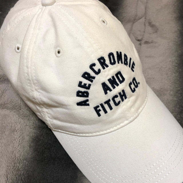 Abercrombie&Fitch(アバクロンビーアンドフィッチ)のアバクロキャップ【中古品.定番モデル】 メンズの帽子(キャップ)の商品写真