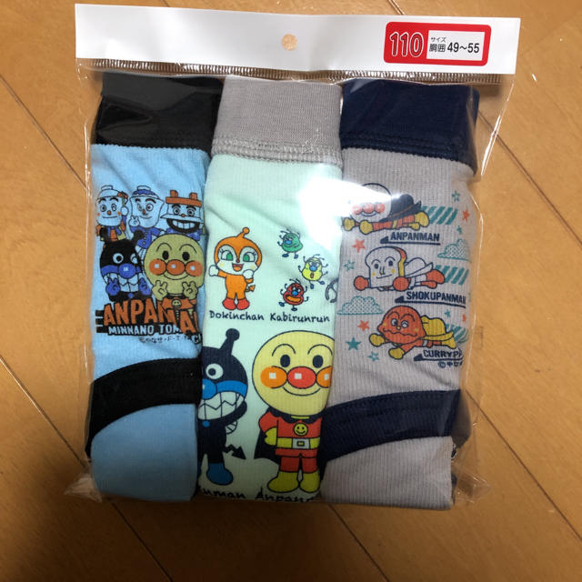 新品あんぱんまんのパンツ