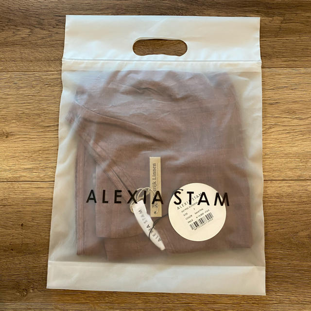 ALEXIA STAM(アリシアスタン)の【りあ様専用】ALEXIASTAM  トップス【サイズFREE/新品未使用】 レディースのトップス(カットソー(半袖/袖なし))の商品写真