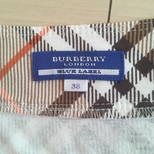 BURBERRY BLUE LABEL(バーバリーブルーレーベル)のバーバリーブルーレーベル チェック柄長袖トップス レディースのトップス(シャツ/ブラウス(長袖/七分))の商品写真