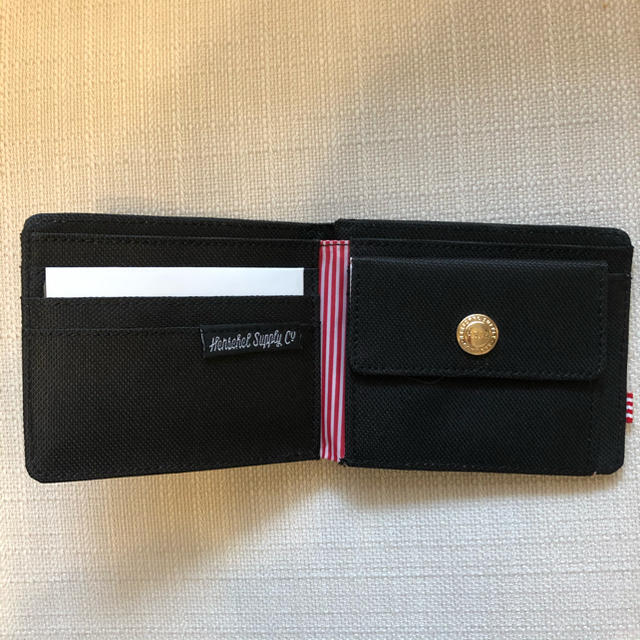 HERSCHEL(ハーシェル)のハーシェル　サプライ　財布 メンズのファッション小物(折り財布)の商品写真