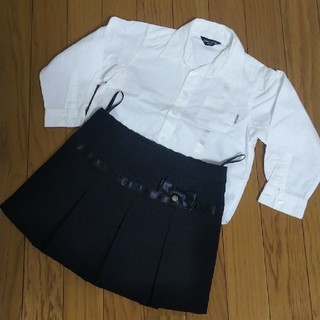 コムサイズム(COMME CA ISM)のコムサ白シャツ＋黒スカート 100cm(ブラウス)