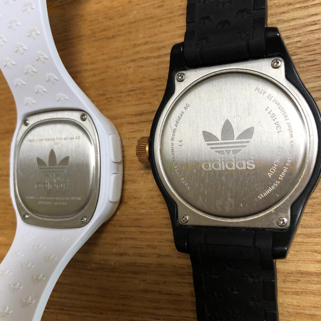 adidas(アディダス)のadidasグッズ　腕時計　ウォッチ2本中古 メンズの時計(腕時計(アナログ))の商品写真
