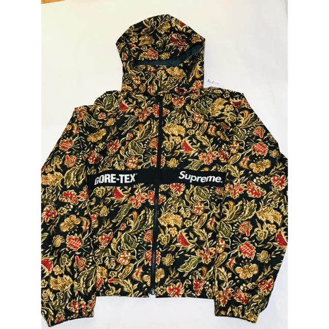 XL Supreme GORE TEX Court Jacket Flower