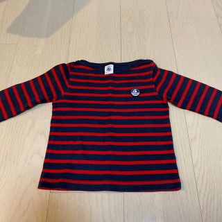 プチバトー(PETIT BATEAU)のPETIT BATEAU プチバトー　長袖シャツ　24M(Ｔシャツ)