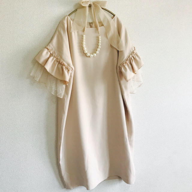 CAROLINA GLASER(カロリナグレイサー)のカロリナグレイサー　ドレス レディースのフォーマル/ドレス(ミディアムドレス)の商品写真