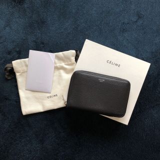 セリーヌ(celine)の【希少旧ロゴ】セリーヌ ジップ２つ折り財布　極美品(財布)