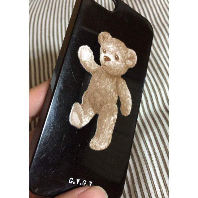 G.V.G.V.(ジーヴィジーヴィ)のGVGV 🐻iphoneケース スマホ/家電/カメラのスマホアクセサリー(モバイルケース/カバー)の商品写真