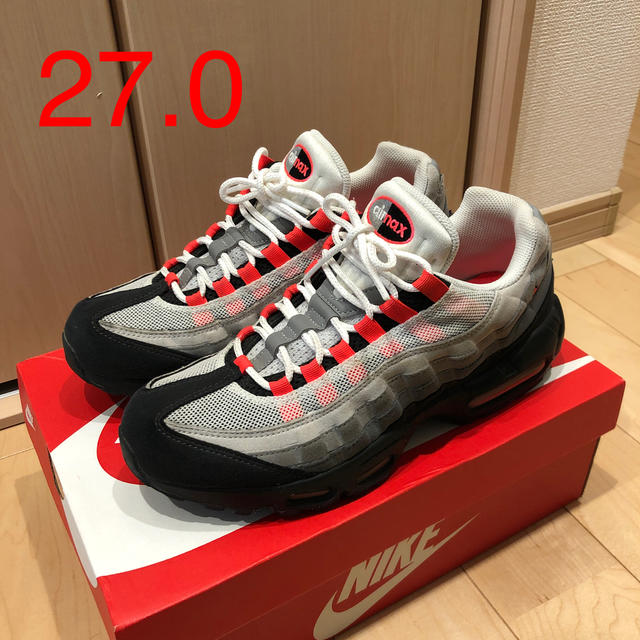 NIKE(ナイキ)の美品 NIKE AIR MAX 95 SOLAR RED 27.0 メンズの靴/シューズ(スニーカー)の商品写真