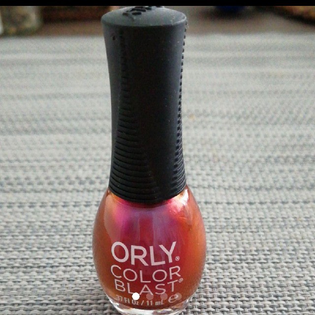 ORLY(オーリー)の新品未使用　オーリー　マニキュア　ネイル　ピンク　ネイルラッカー コスメ/美容のネイル(マニキュア)の商品写真