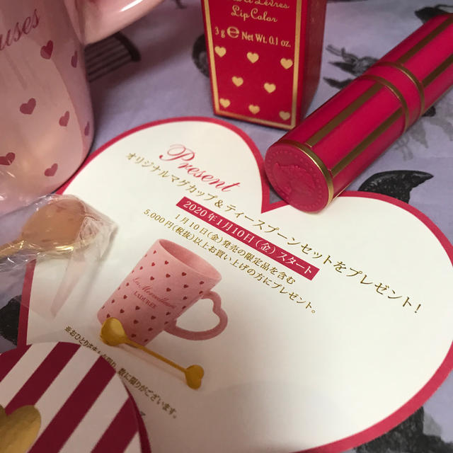 Les Merveilleuses LADUREE(レメルヴェイユーズラデュレ)の【ラデュレ】ハートシリーズ♡マグカップ インテリア/住まい/日用品のキッチン/食器(グラス/カップ)の商品写真