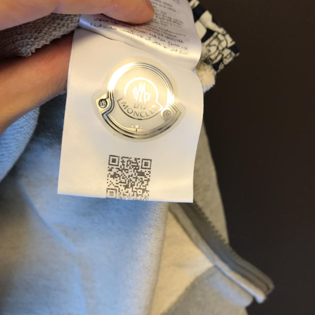 モンクレール スウェット トレーナー S 美品 モンクレール スウェット トレーナー S 美品